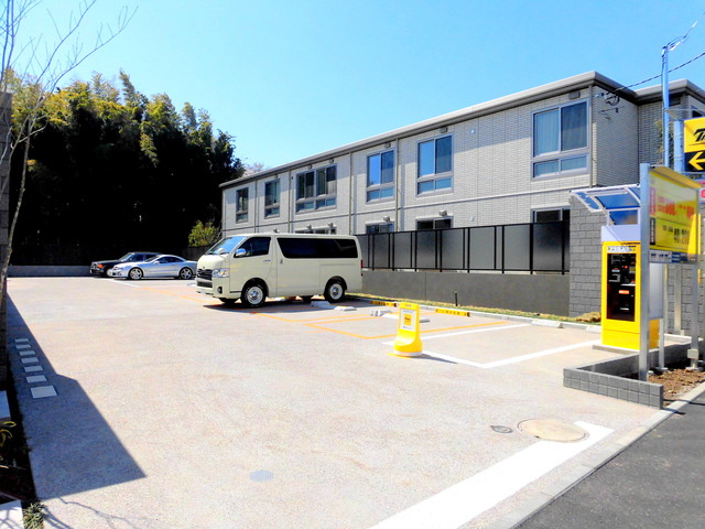 シェモア仙川弐番館の駐車場|★敷地内駐車場★（空き状況はご確認ください）★