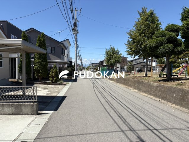 天童市糠塚【中古住宅】の前面道路含む現地写真|前面道路。