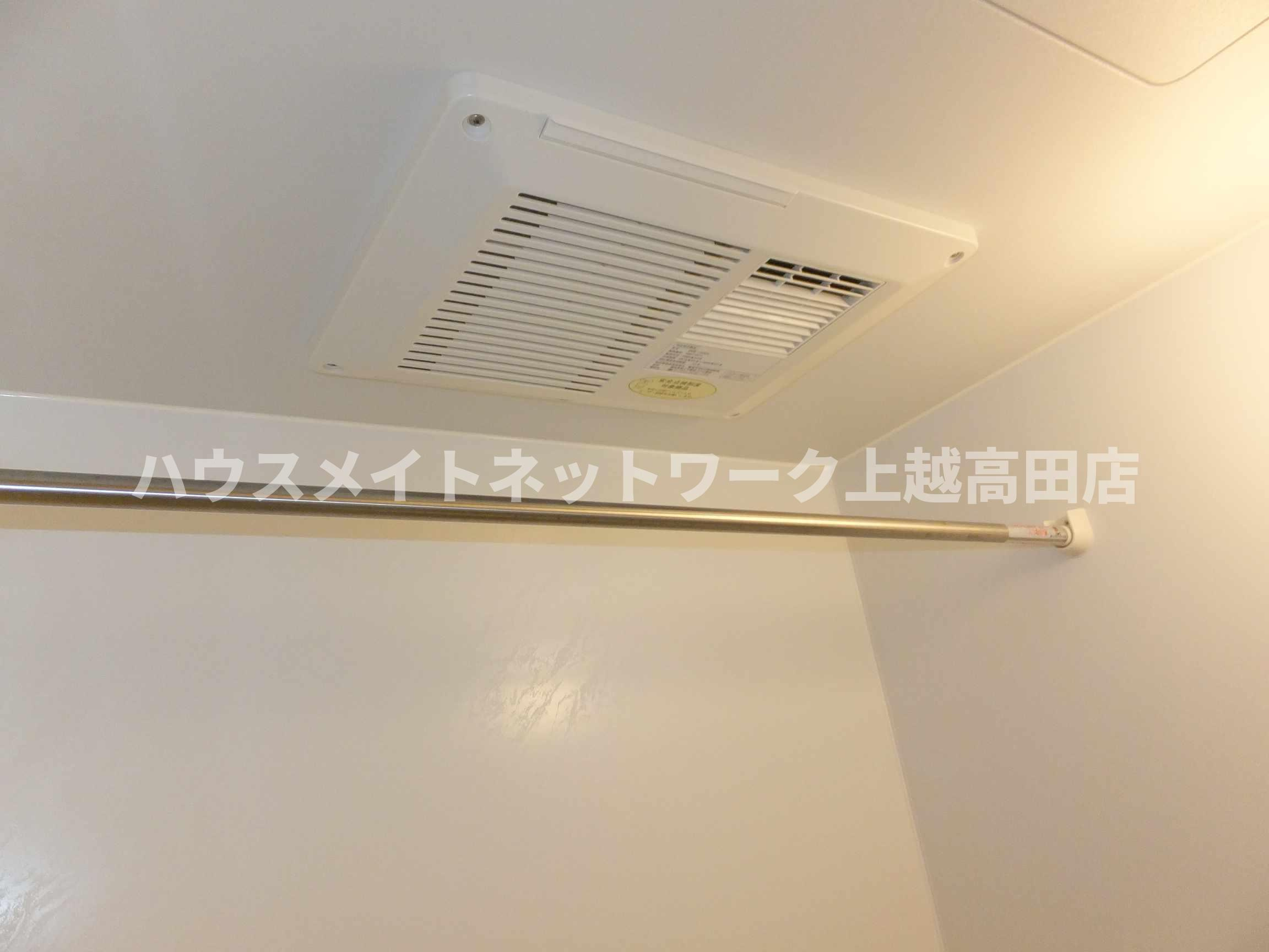 レオパレスフィオーレの浴室|浴室換気乾燥機