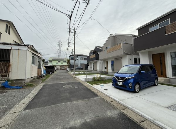 藤沢市高倉新築戸建て　6期1号棟の前面道路含む現地写真|前面道路含む現地写真です