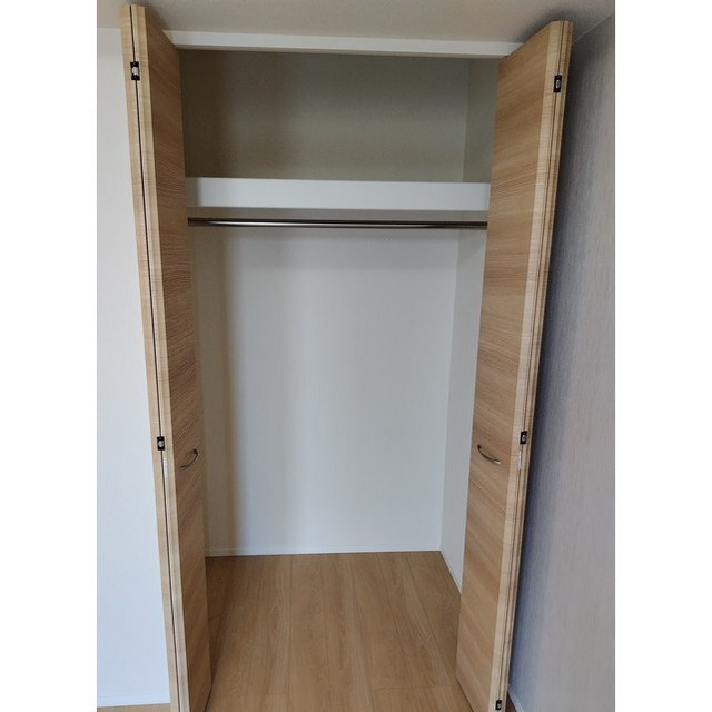 岐阜市宇佐南４丁目のアパートの収納