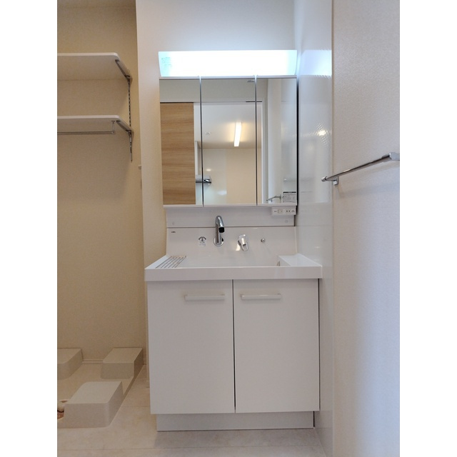 岐阜市宇佐南４丁目のアパートの洗面所