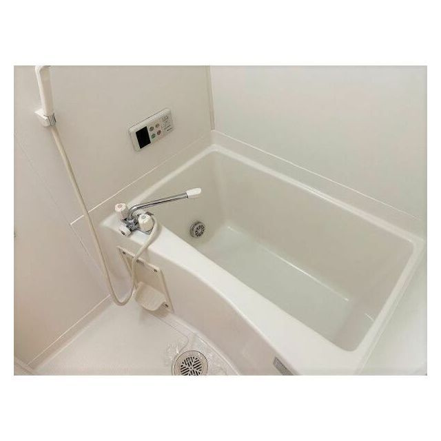 岐阜市下鵜飼のアパートの浴室