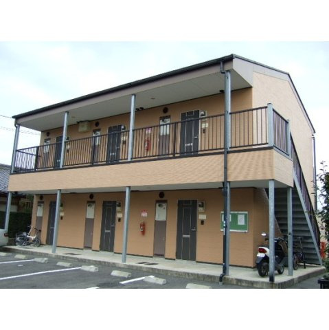 岐阜市下鵜飼のアパートの外観