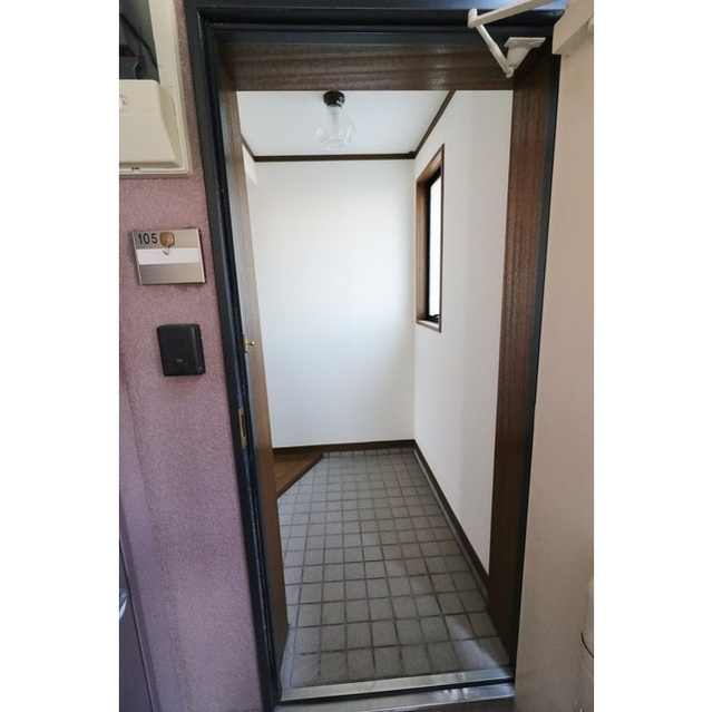 ソシエ２００１の玄関