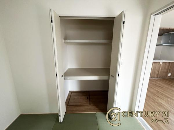 奈良市杏町 ３号棟 ／新築一戸建の収納|■現地撮影写真■和室にも収納スペース完備！