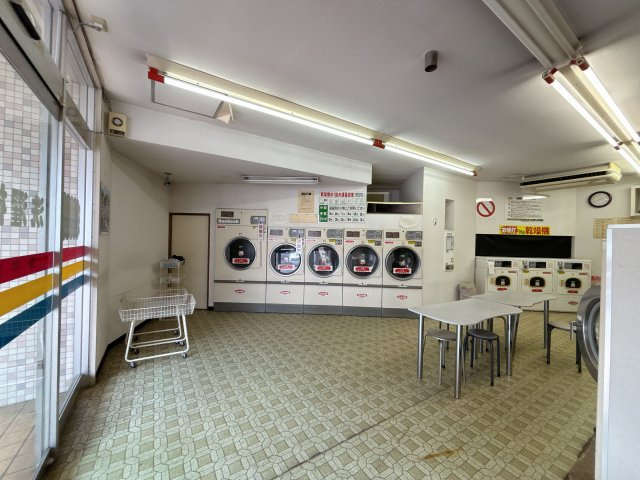 タケヤビルの内装