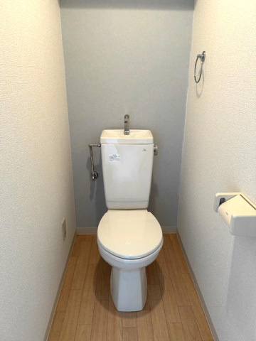 八木興産ビルのトイレ