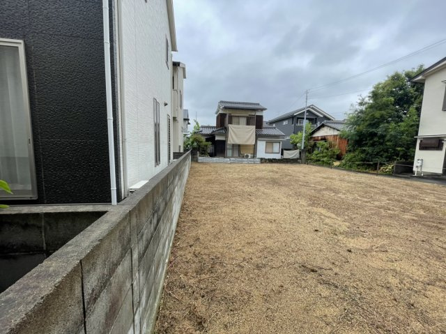 愛光町土地の外観