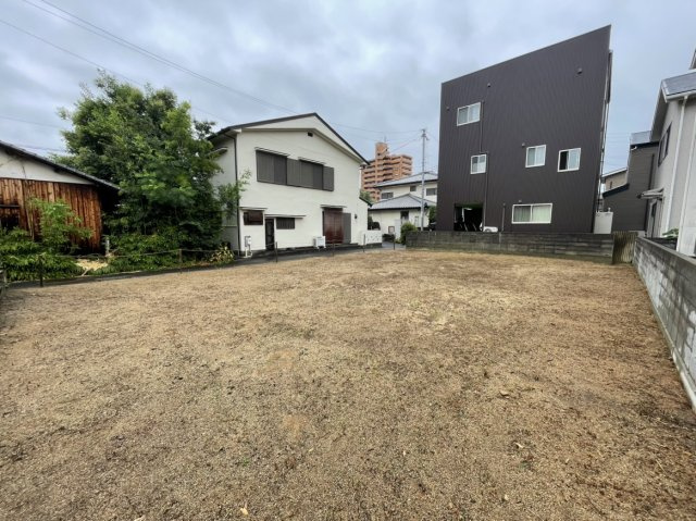 愛光町土地の外観