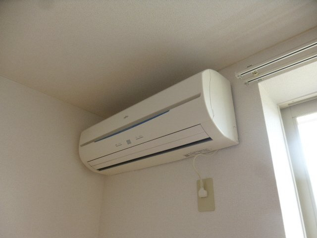加古郡稲美町六分一のアパートの内装