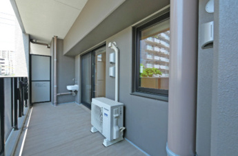 【バルコニー】