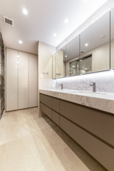 【独立洗面台】