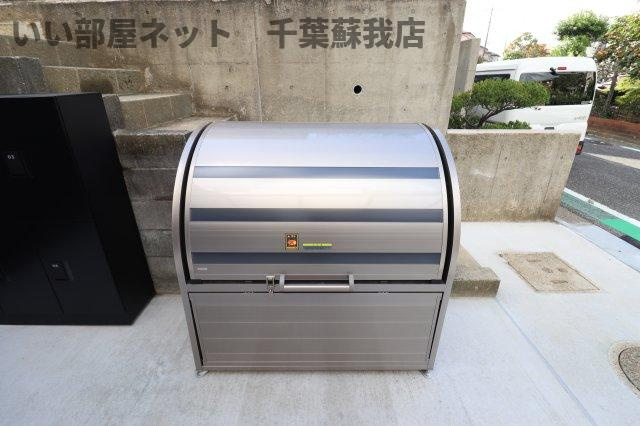 パステール・グランおゆみ野のその他共用部分|ゴミストッカー