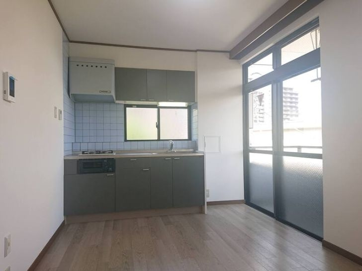 タケノヤハイツ飯塚の居間・リビング