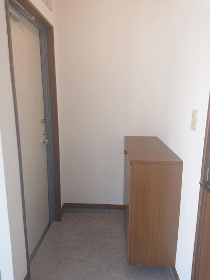 タケノヤハイツ飯塚の玄関