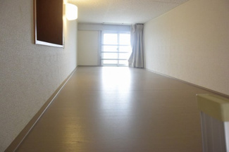 【その他】 | レオパレスピーチヴィレッジ | ロフトを寝室として利用しお部屋広々。