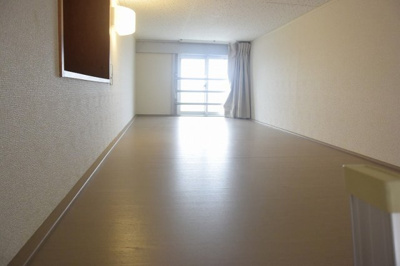 【その他】 | レオパレスピーチヴィレッジ | ロフトを寝室として利用しお部屋広々。