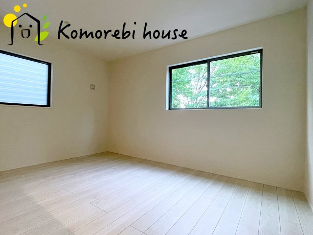 さいたま市北区宮原町　第1期　戸建て　リナージュ　01の居間・リビング|7/22　撮影