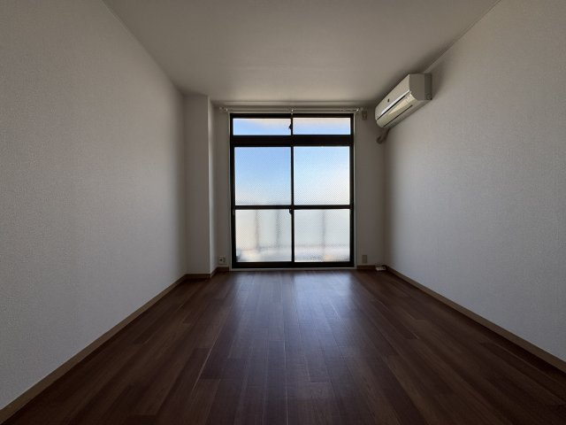 クレール服部の居間・リビング