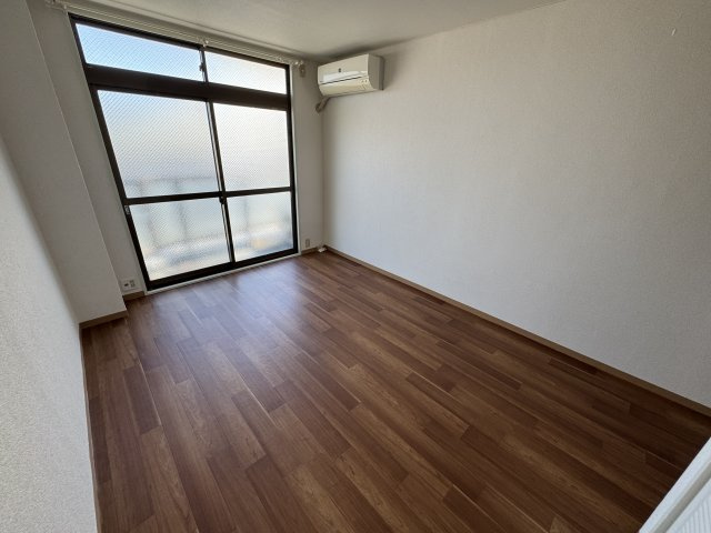 クレール服部の居間・リビング