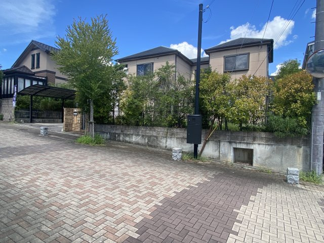 梅美台５丁目　リノベーション住宅の外観|おしゃれな外観です