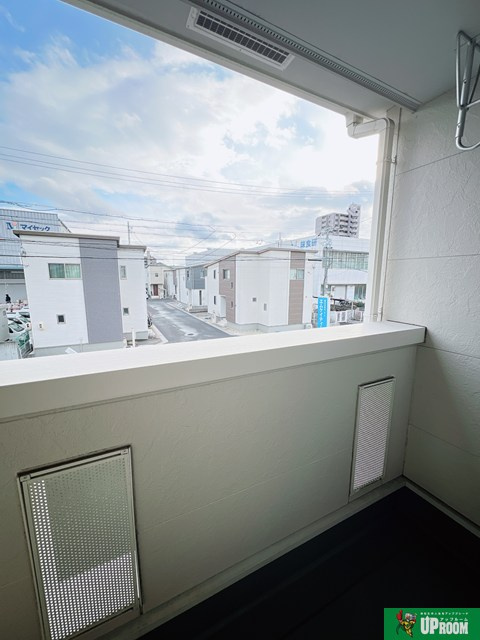 グランドスウェル－Ｂ（Ｇｒａｎｄ　Ｓｗｅｌｌ－Ｂ）のバルコニー