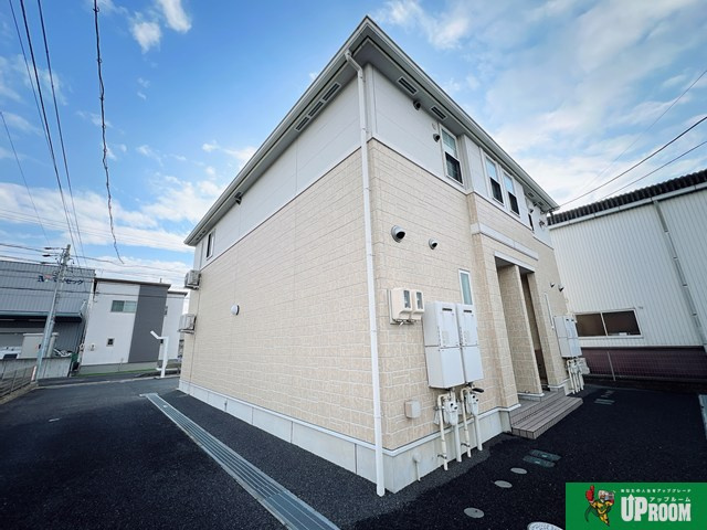 グランドスウェル－Ｂ（Ｇｒａｎｄ　Ｓｗｅｌｌ－Ｂ）の外観