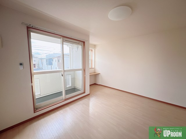 グランドスウェル－Ｂ（Ｇｒａｎｄ　Ｓｗｅｌｌ－Ｂ）の居間・リビング