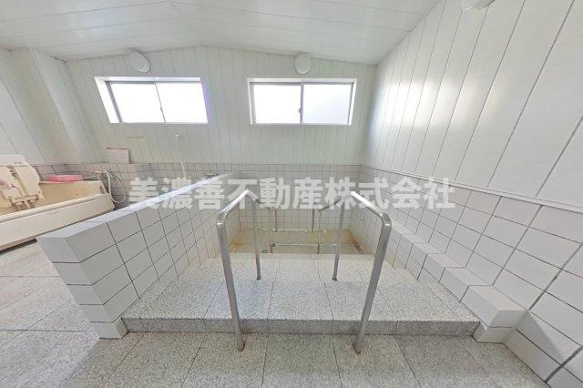 ６５６９７　関市下有知店舗・事務所の浴室