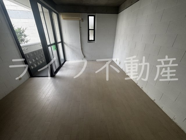 ビレッジヒル喜里川の洋室|コンパクトで使いやすい洋室です