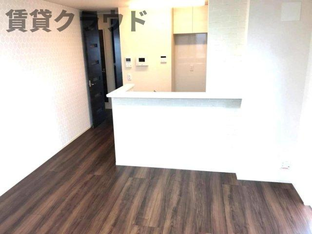 レイワンＢの居間・リビング|こちらのリビングで趣味の時間をお楽しみください