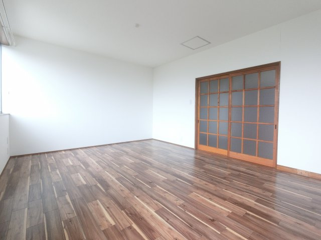 【居間・リビング】