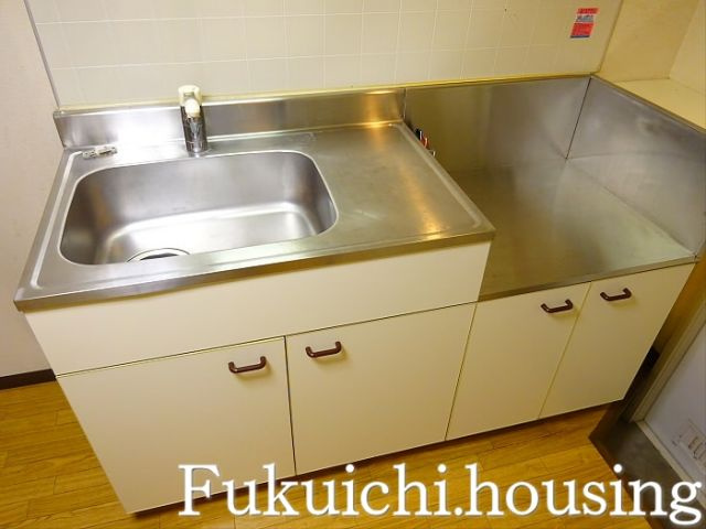 イーグルズ・ネストのキッチン