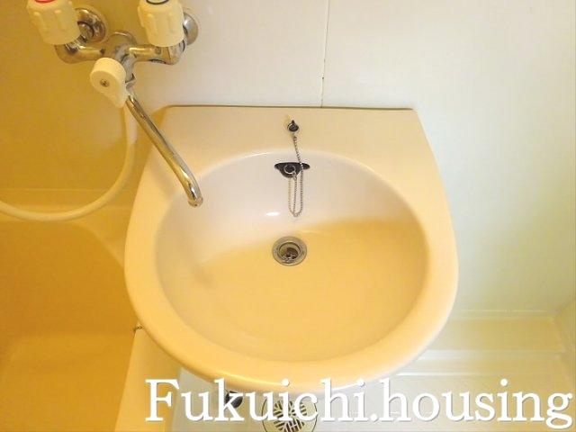 イーグルズ・ネストの洗面所