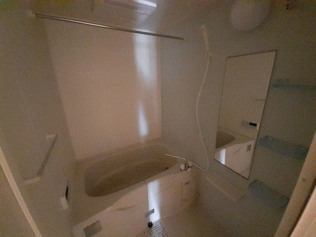 ソレイユ　Ⅰ番館の浴室