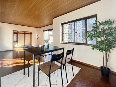 【居間・リビング】 | 福岡県糸島市篠原東3丁目