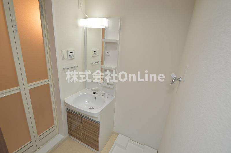 リーフィアテラス東花園の洗面所