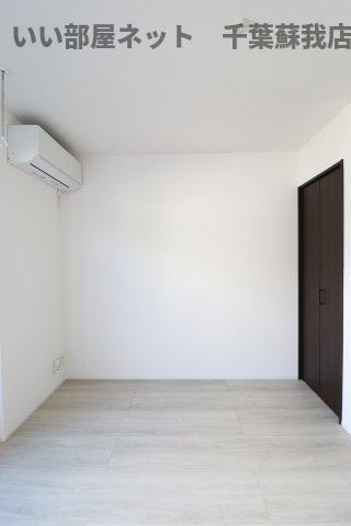 パステール・グランおゆみ野の寝室|開放的な寝室です