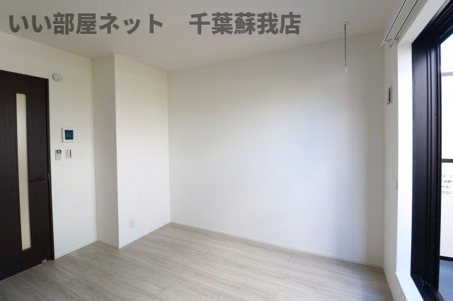 パステール・グランおゆみ野の寝室|広くて明るい寝室