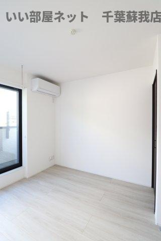 パステール・グランおゆみ野の寝室|広くて明るい寝室