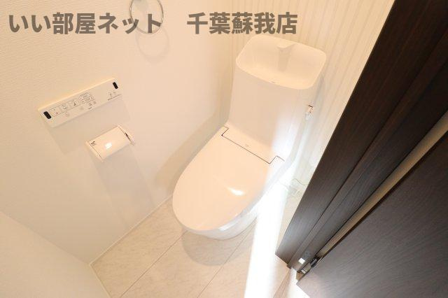 パステール・グランおゆみ野のトイレ|落ち着いた色調のトイレです
