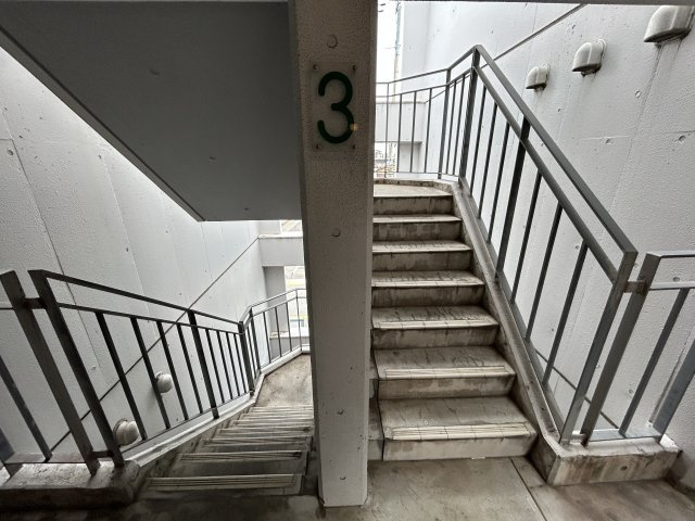 ヴィークル学院前のその他共用部分