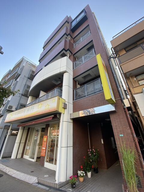 リバーコートの外観