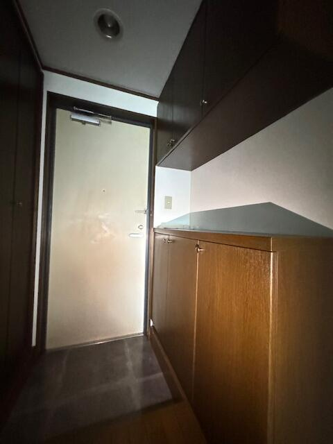 リバーコートの玄関