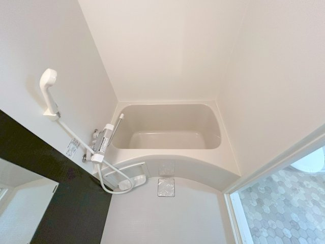 エグゼ新大阪南の浴室