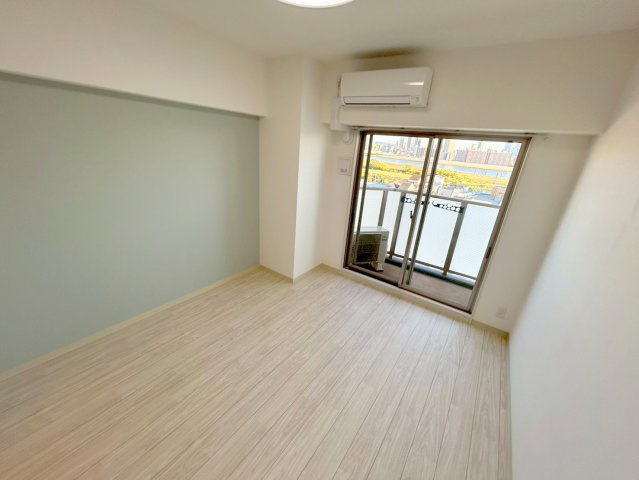 エグゼ新大阪南の居間・リビング