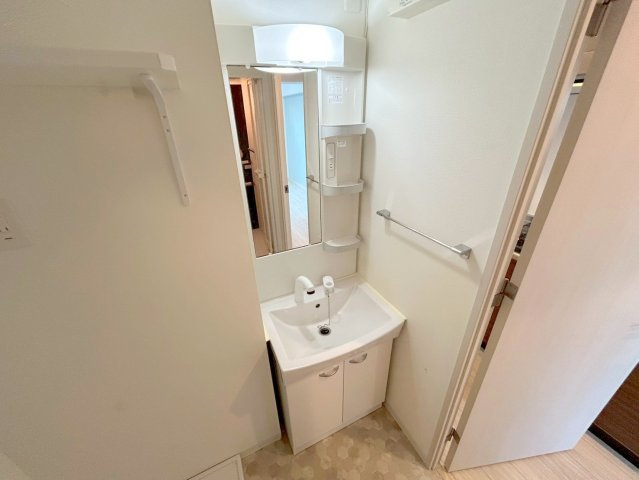 エグゼ新大阪南の洗面所