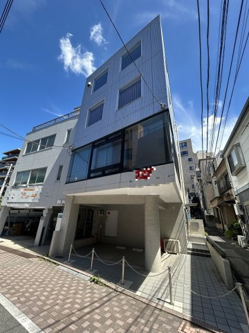 文京区本郷５丁目のビルの外観|落ち着いた雰囲気の外観です