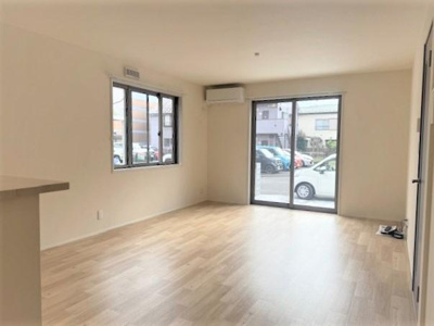 【居間・リビング】 | 光町２丁目戸建（ヒカリチョウニチョウメコダテ）